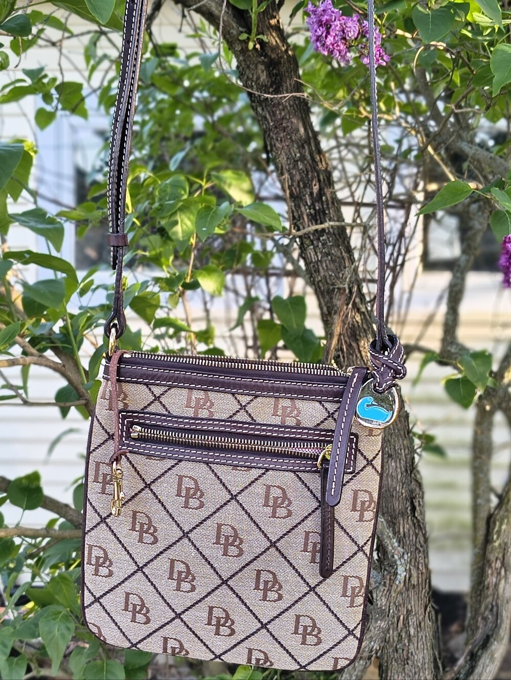 EUC Vintage Dooney & Bourke Brown Monogram Crossbody Blue Duck Tag Pink Interior